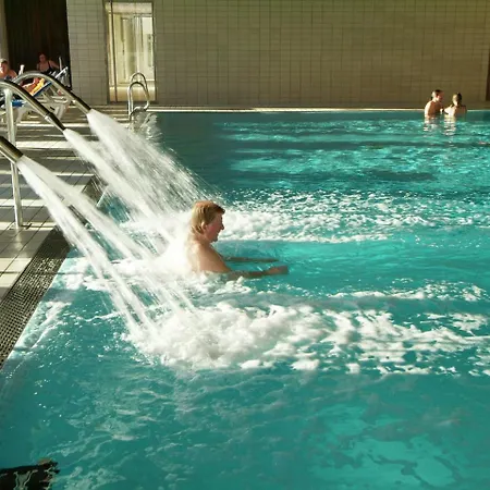Chalé Chalet Camping Vilanova Park 3 *
