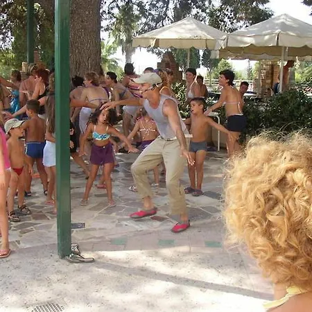 Chalet Camping Vilanova Park 3 Chalé *